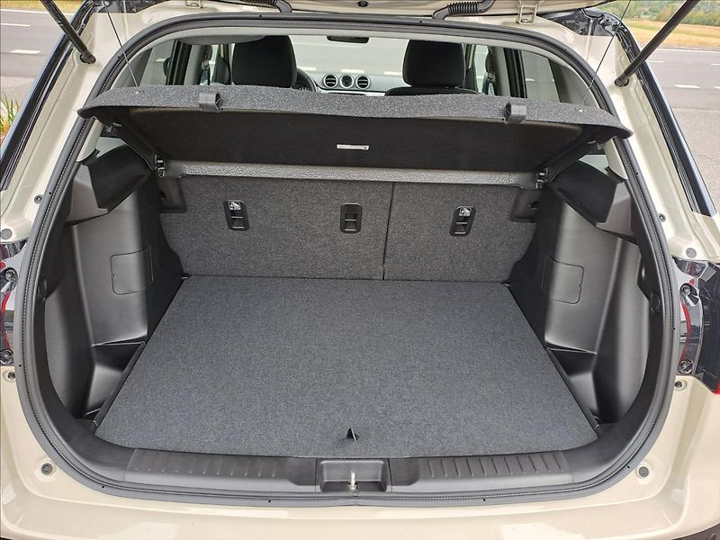 Suzuki Vitara (2026) 1,4 Premium AllGrip MY25 - fotka 17 z 19