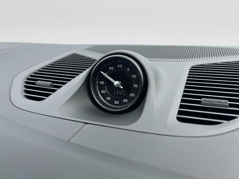 Porsche Cayenne (2025) E-Hybrid Coupe - fotka 25 z 29