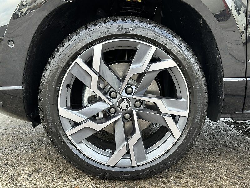 Škoda Karoq 2.0TDi 4x4 DSG 150PS Sportline - fotka 13 z 48