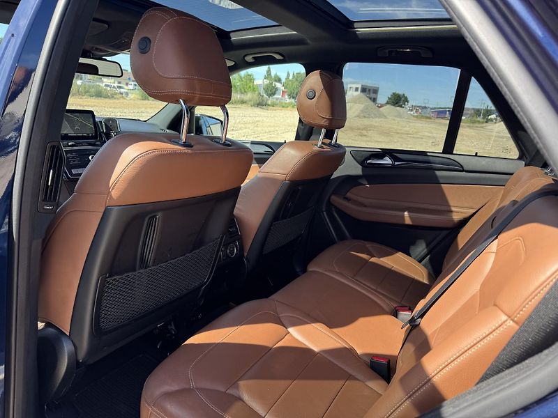 Mercedes-Benz GLE 350 4-MATIC - fotka 8 z 20