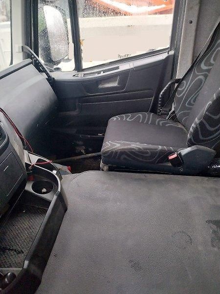 Iveco Trakker (2016) 450 sklápěč 8x4 Eur6 - fotka 7 z 9
