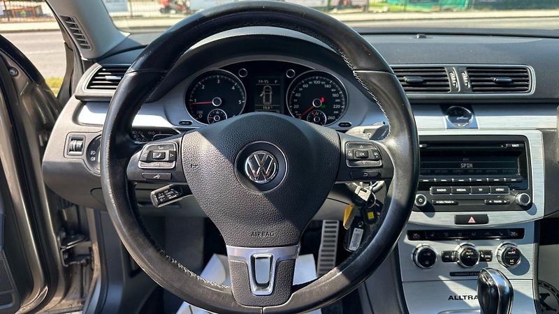 Volkswagen Passat (2013) 2.0TDI 125kW *ALLTRACK*DSG* - fotka 11 z 23