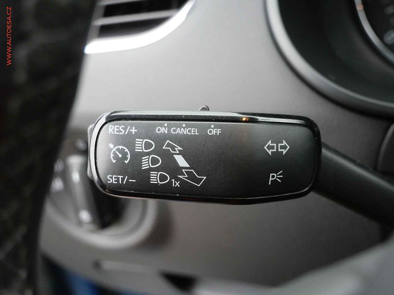 Škoda Octavia (2013) 1.2 TSi, ČR, Ambition, DSG - fotka 11 z 18