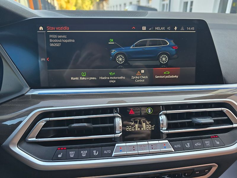 BMW X5 xDrive45e 290kW VIRTUAL KŮŽE - fotka 22 z 40