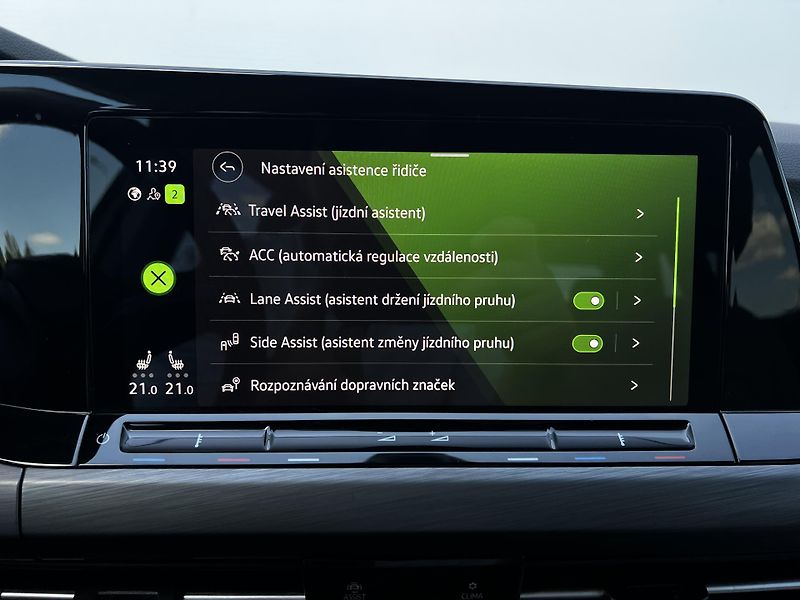 Volkswagen Golf 2.0TDI DSG 110kW Style TZ DPH - fotka 15 z 26