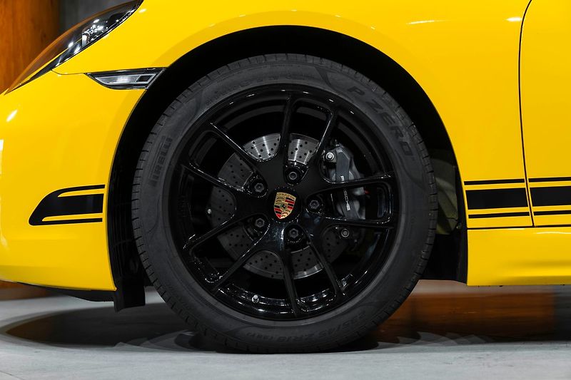 Porsche Cayman - fotka 5 z 20