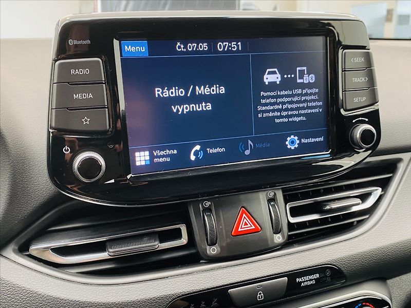 Hyundai i30 1,5 T-GDI 117kW - fotka 17 z 25
