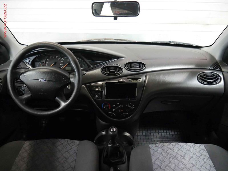 Ford Focus (2001) 1.6i, ČR, STK4/28 - fotka 8 z 15