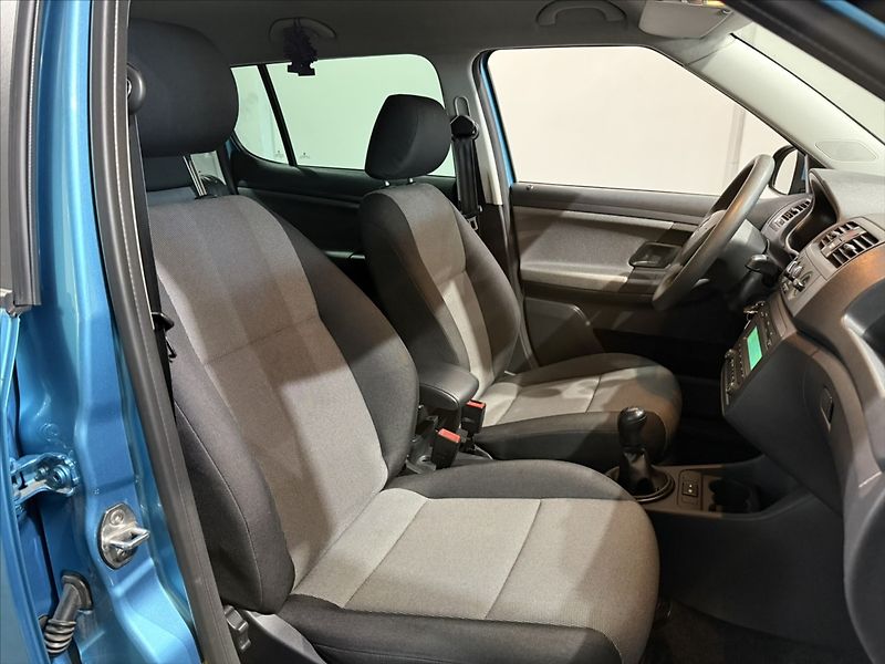 Škoda Fabia 1,2   TSI BEZ KOROZE ROZVODY - fotka 21 z 33