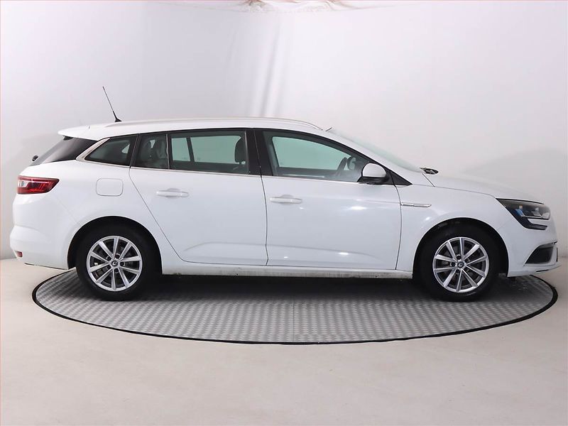 Renault Mégane (2017) 1.5 dCi, Tempomat - fotka 6 z 19