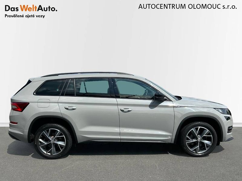 Škoda Kodiaq (2020) 1.5 TSI Sportline - fotka 3 z 33