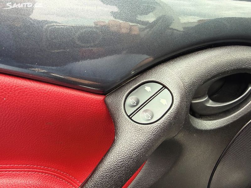 Ford Streetka 1.6i - fotka 18 z 19