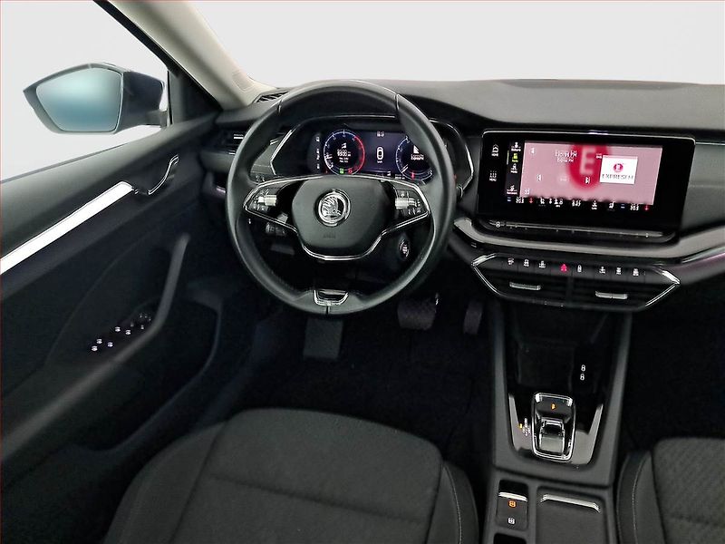 Škoda Octavia (2022) 2.0 TDI - fotka 7 z 20