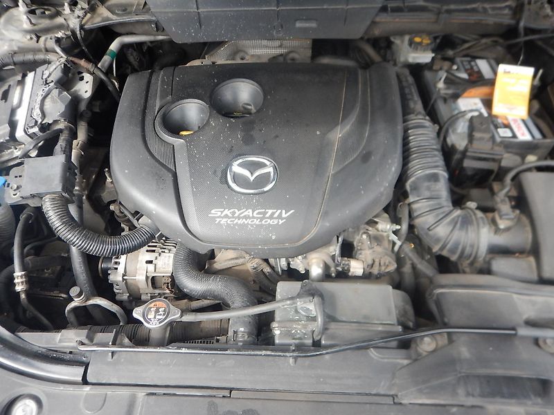 Mazda CX-5 2.2 D 110 KW 4x4 - fotka 15 z 15