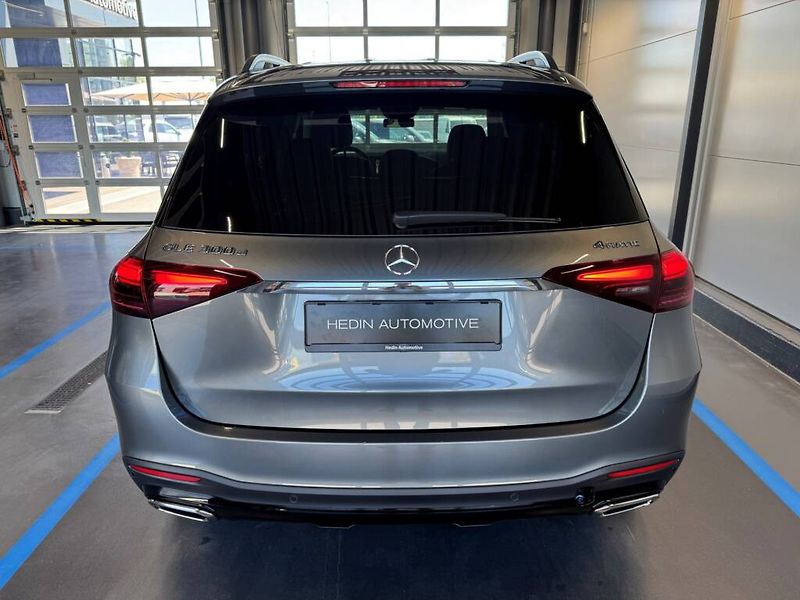 Mercedes-Benz GLE (2026) 300 d 4MATIC - fotka 4 z 6