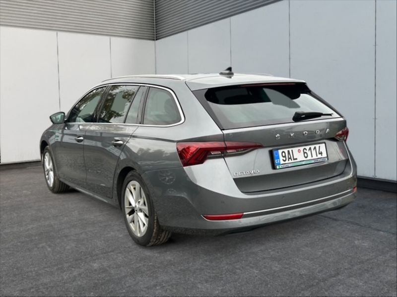 Škoda Octavia 2,0 TDI 110 Style DSG - fotka 4 z 11