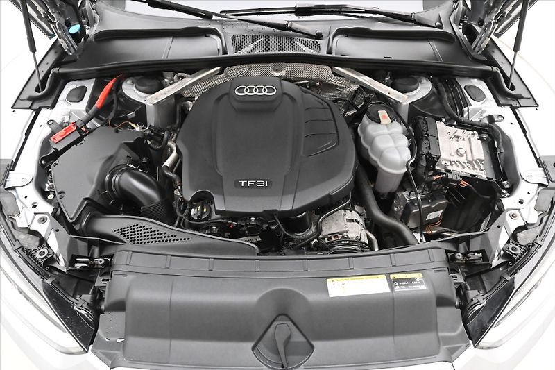 Audi A5 2,0 45TFSI 180kW 4x4 Sportback - fotka 9 z 31