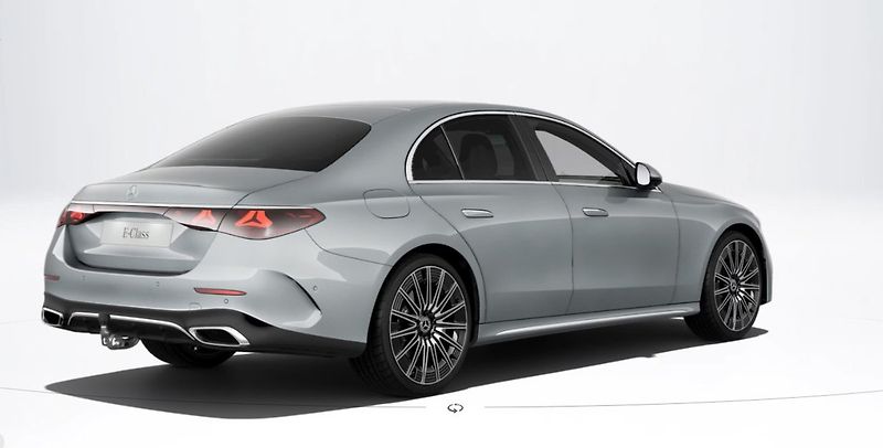 Mercedes-Benz Třídy E (2026) 450 d 4MATIC Edition 140 Years - fotka 3 z 9