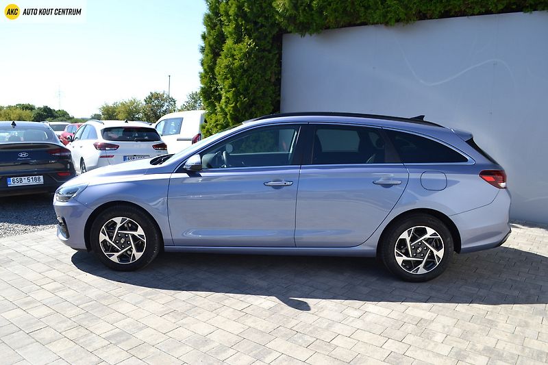 Hyundai i30 WG FL 1,5 T-GDI MT Style - fotka 2 z 47