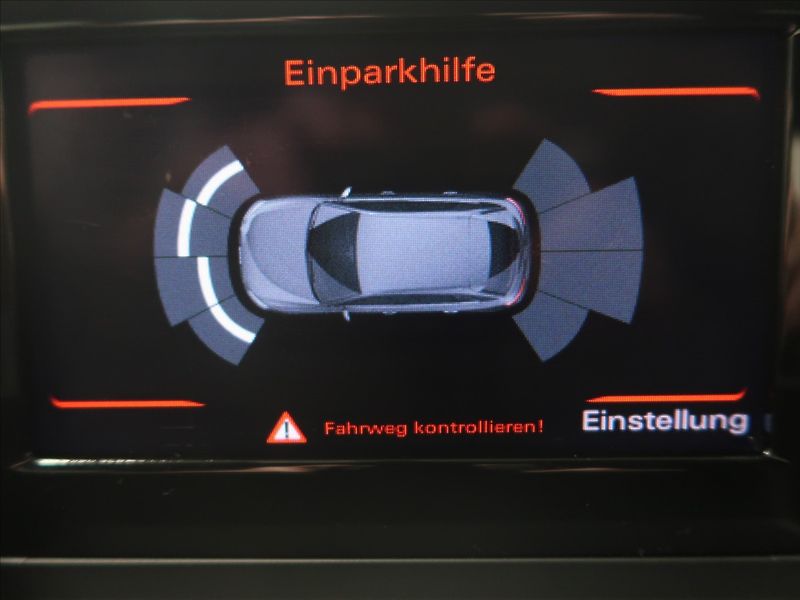 Audi Q3 2,0 TFSi 162 KW S-tronic Quatt - fotka 22 z 29