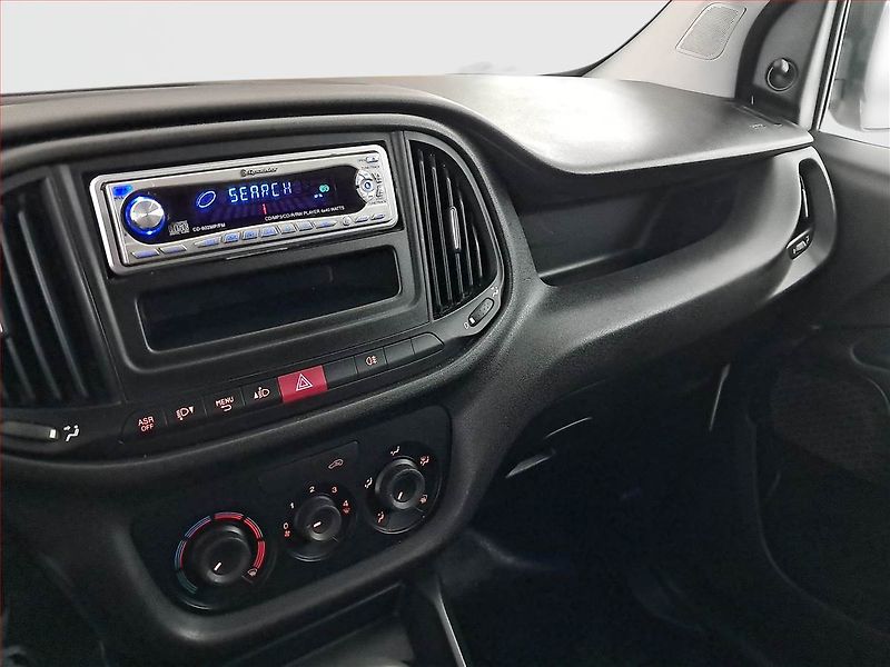 Fiat Dobló (2017) 1.4 i, ČR - fotka 11 z 15