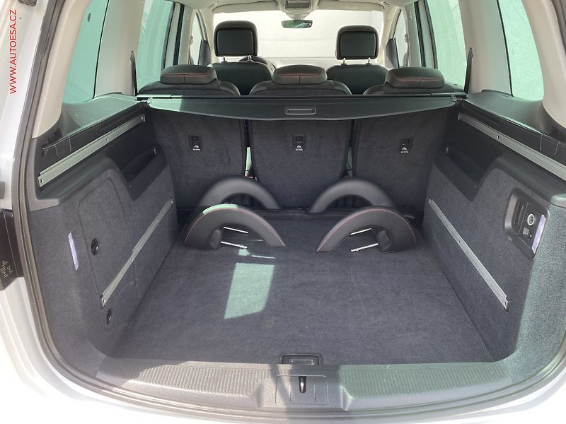 Seat Alhambra (2020) 2.0 TDi, FR-line, DSG, LED - fotka 7 z 18