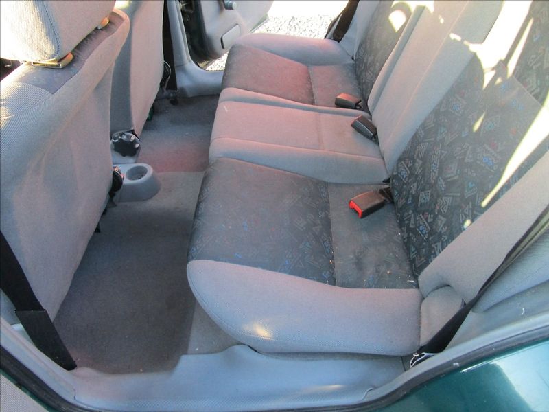 Škoda Felicia 1.3 LXi, EKO uhrazeno! - fotka 25 z 36