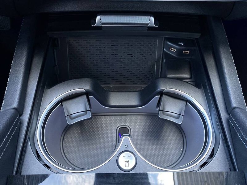 Mercedes-Benz GLE (2024) 450 4MATIC - fotka 24 z 29