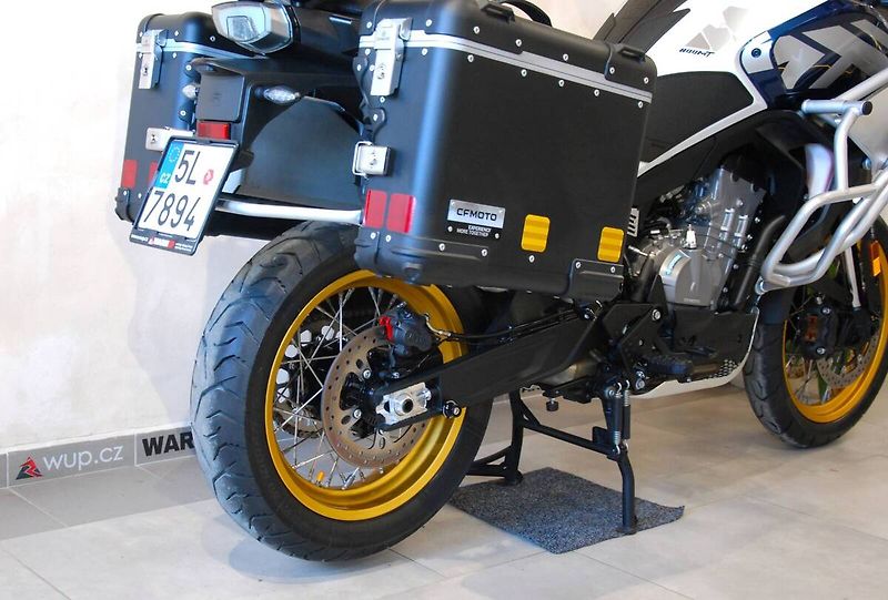 CFMOTO 800 MT (2023) 800MT Explore - SERVISKA, půvo - fotka 5 z 20