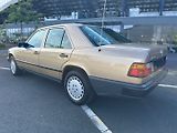 Mercedes-Benz 124 (1986) 230E 97kw - náhled 7