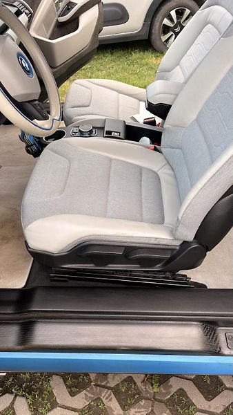 BMW i3 (2015) BMW i3 + REX + mnoho výbavy - fotka 8 z 9