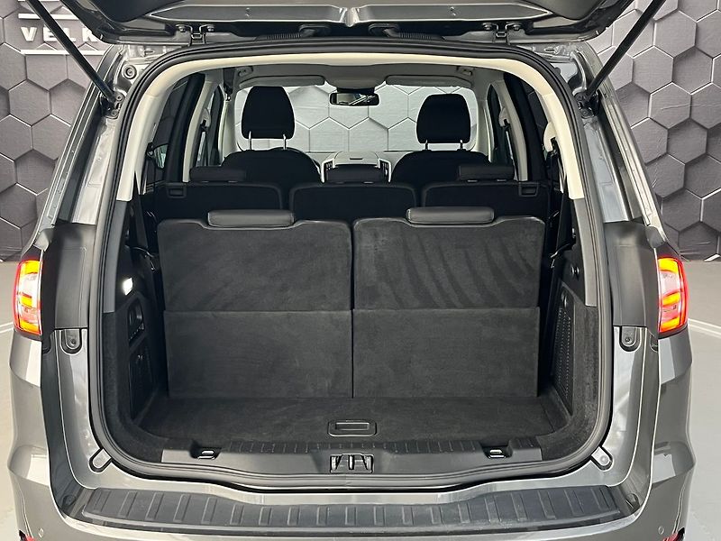 Ford Galaxy 2.5 HEV Titanium 7míst - fotka 34 z 67