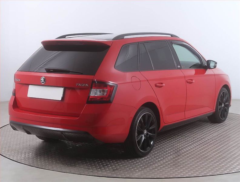Škoda Fabia (2016) Monte Carlo 1.2 TSI - fotka 5 z 14