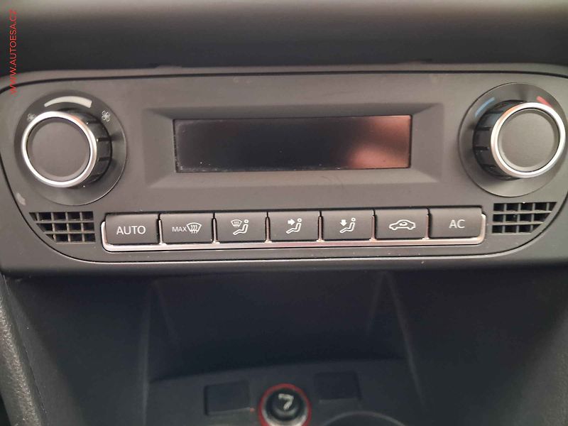 Volkswagen Polo (2011) 1.2i, Style, +kola - fotka 12 z 18