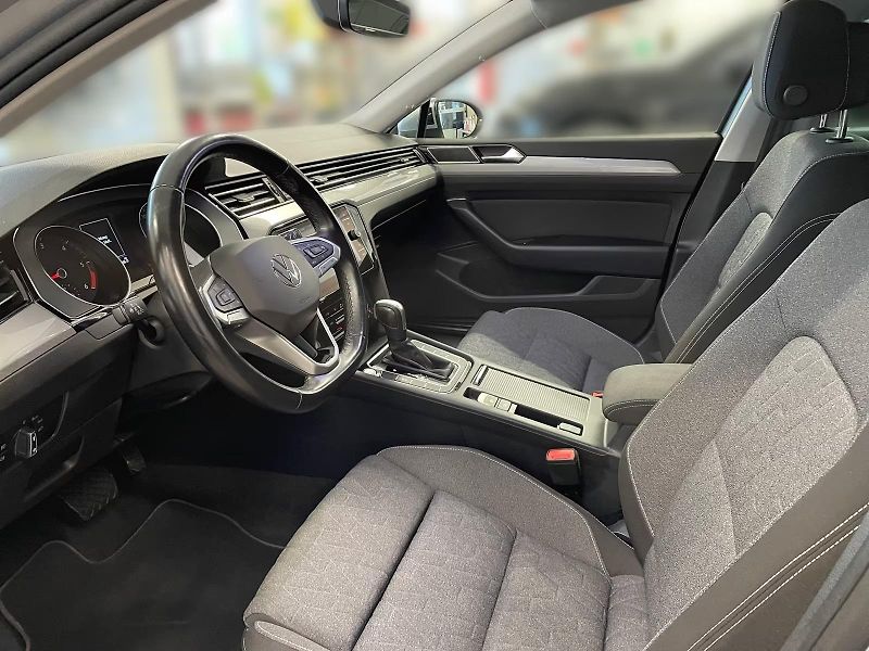 Volkswagen Passat 2.0TDI DSG 110kW Business TZ - fotka 4 z 6
