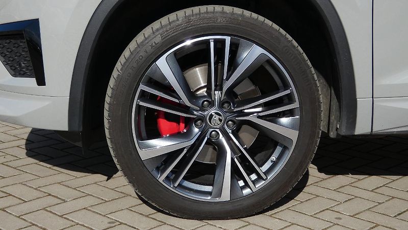 Škoda Kodiaq 2.0 TSI 180 kW RS Challenge 4x - fotka 24 z 25
