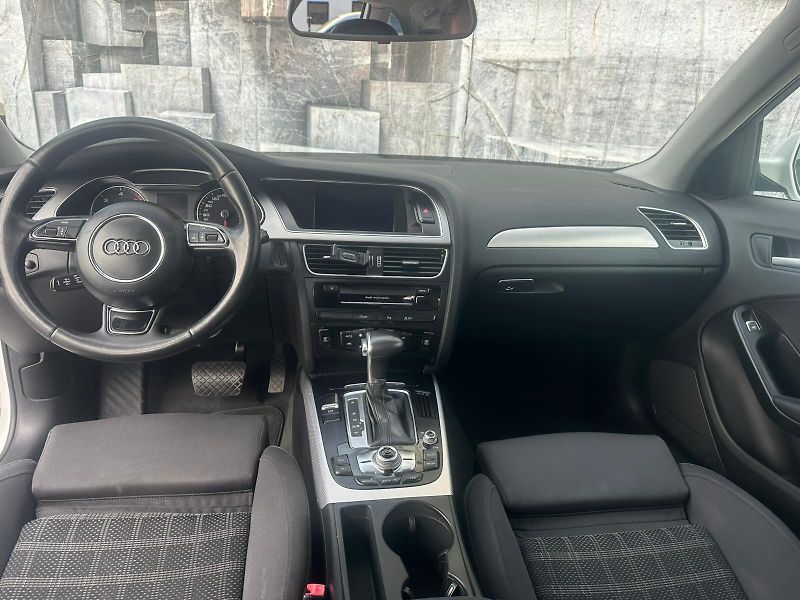 Audi A4 (2012) 2.0TDi,105KW,VYHŘ.SED.,TEMP. - fotka 12 z 27