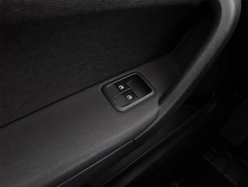 Škoda Yeti (2017) 2.0 TDI, Park. senzory - fotka 14 z 15