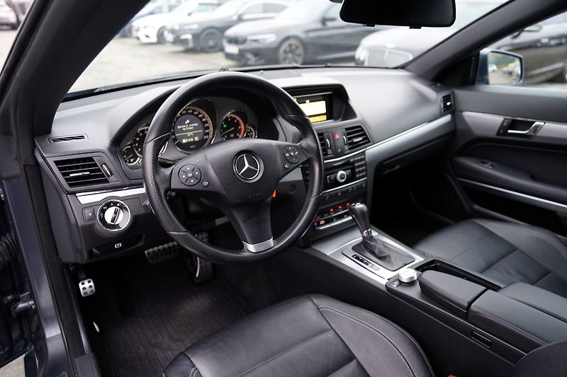 Mercedes-Benz Třídy E E 350 CDI, cabrio,automat,kůže - fotka 31 z 46