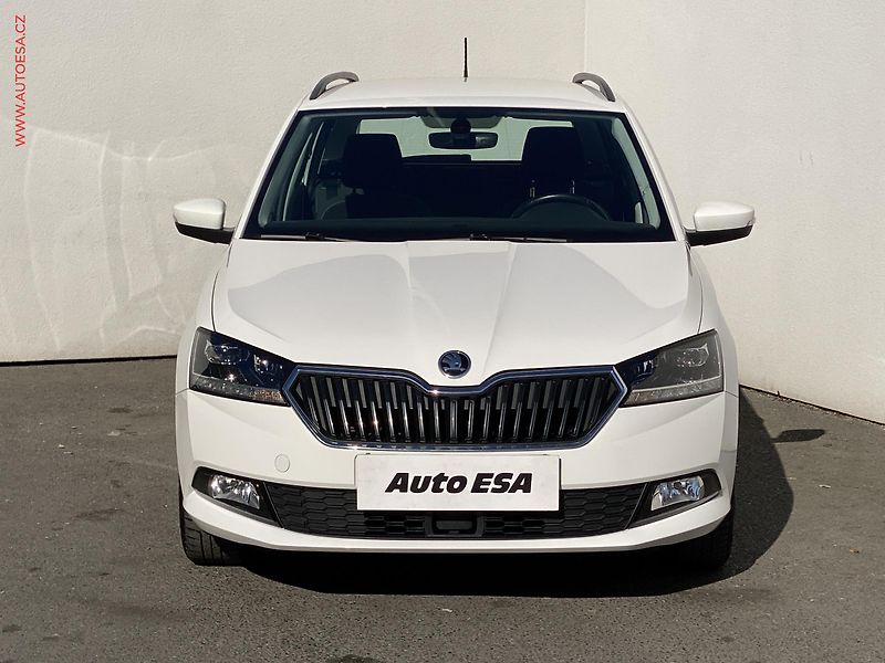 Škoda Fabia (2020) 1.0 TSi, 1.maj,ČR, Style, LED - fotka 2 z 18