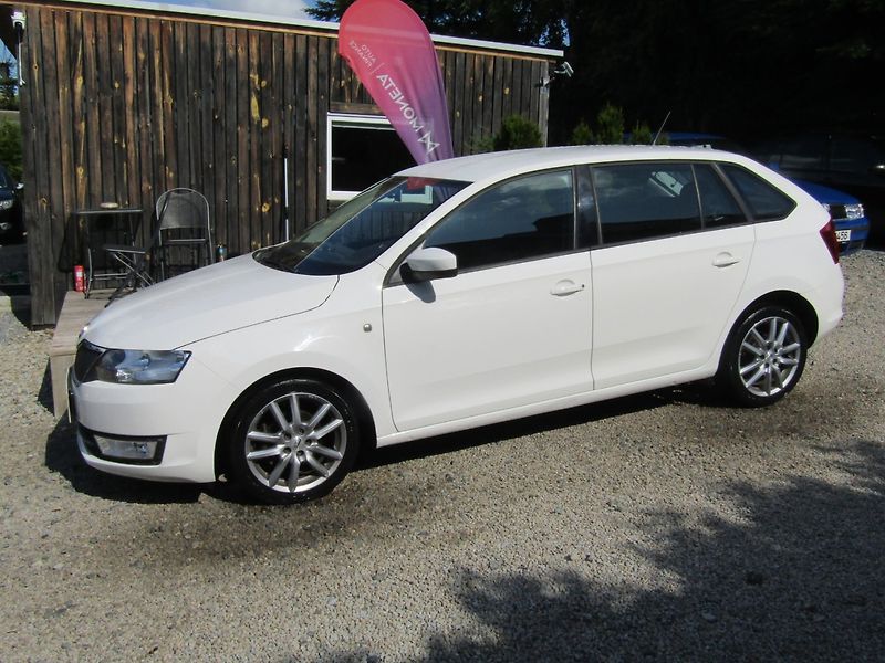 Škoda Rapid (2015) 1.2 TSI 63kW - fotka 2 z 36