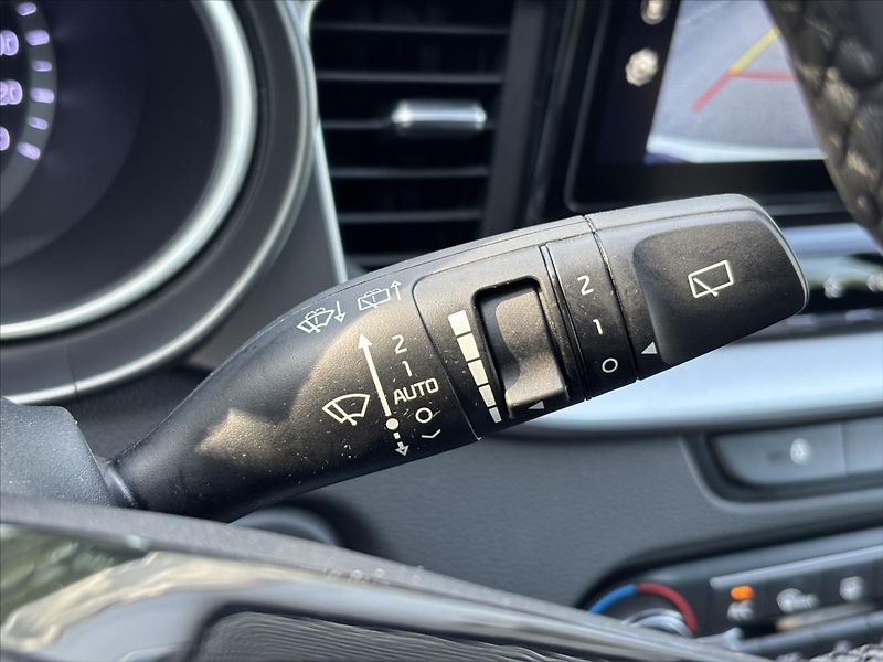 Kia Ceed 1,5 TGDi AT TOP ZÁRUKA ADAPTIV - fotka 35 z 45