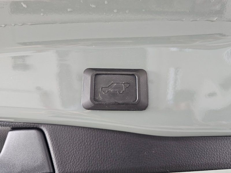 Toyota RAV4 (2022) 2.0i 4x4 6MT COMFORT STYLE - fotka 27 z 28