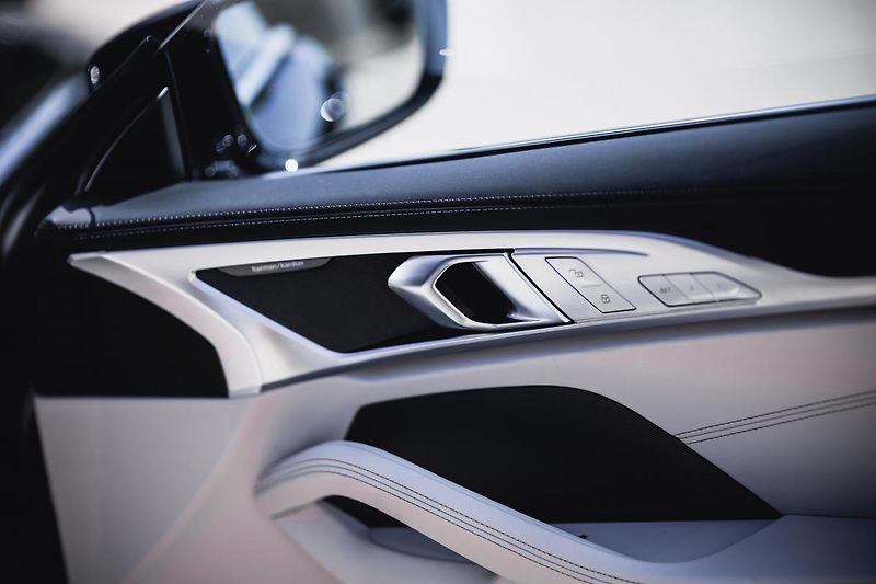 BMW Řada 8 (2022) 840i xDRIVE Gran coupé - fotka 17 z 51