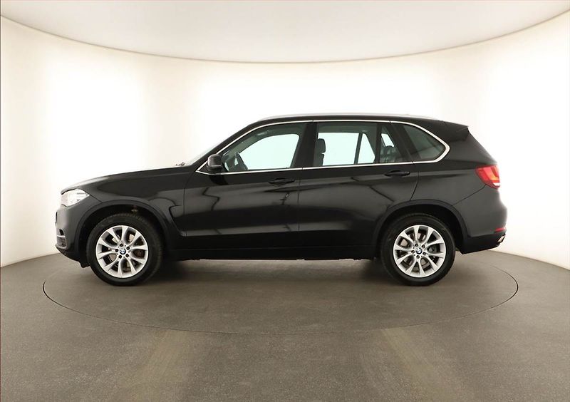 BMW X5 (2015) xDrive40d, 4X4, Automat, Kůže - fotka 3 z 19