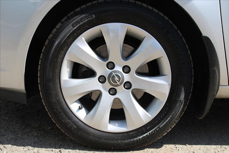 Opel Meriva 1,4 i  ČR,1.MAJITEL,57.276KM - fotka 22 z 23
