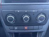 Škoda Yeti (2010) 1.2TSi, ČR, AC, el. výbava - náhled 13