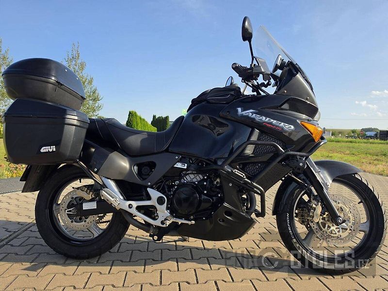 Honda XL 1000 V Varadero (2004) - fotka 6 z 17
