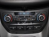 Ford Grand C-MAX 2,0 TDCI 110kW 7-míst 126tkm. - náhled 17