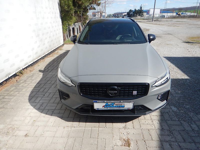 Volvo V60 T8 POLESTAR ENGINEERED - fotka 3 z 29